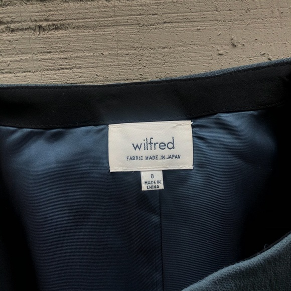 Wilfred Japanese Crepe Mini Skirt with Pocket - Picture 5 of 7